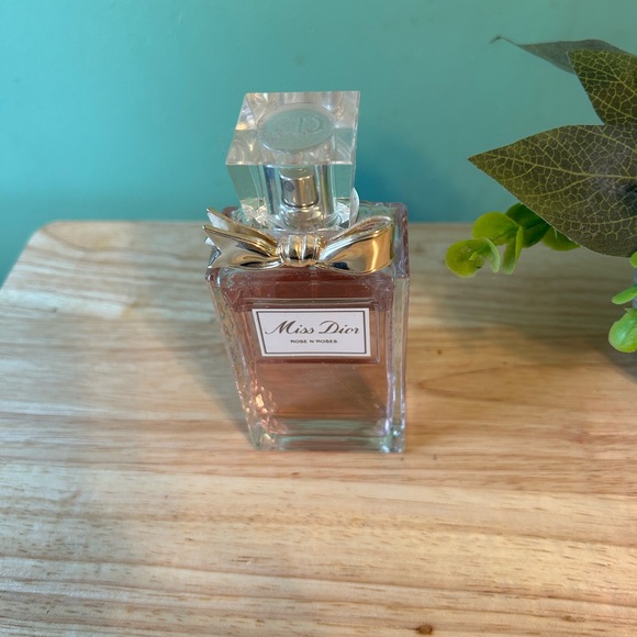 Miss Dior Rose N Roses - Picture 2 of 4